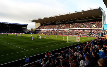 后卫哈里 后卫哈里